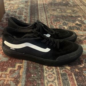 Vans Men's Classic Black and White Sneakers